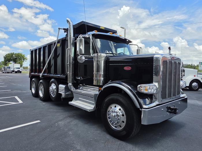 2025 Peterbilt 589-2