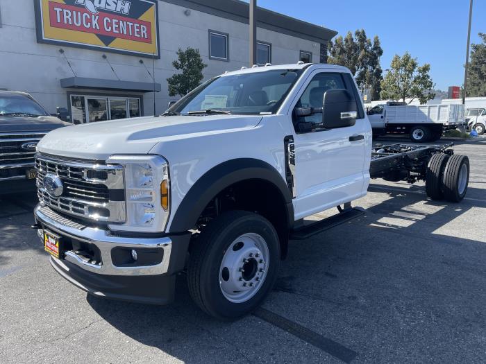 2026 Ford F-550-1