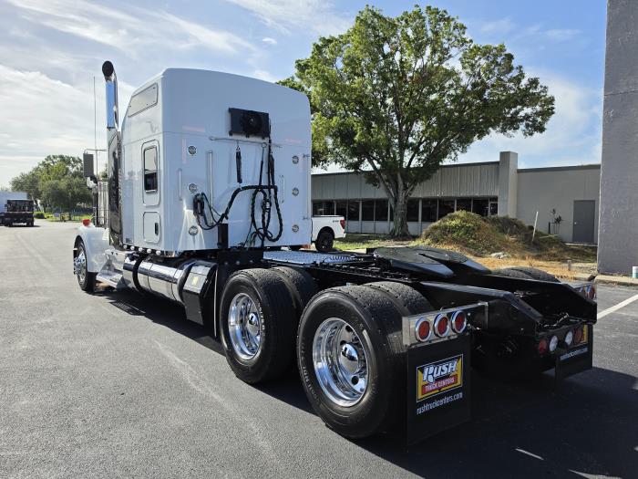2023 Kenworth W900 — photo 7