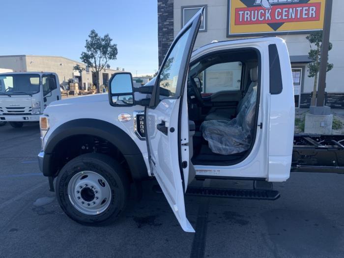 2026 Ford F-600-13