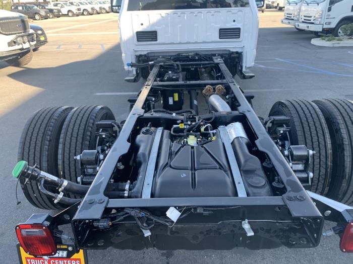 2026 Ford F-600-8