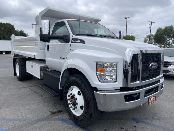 2027 Ford F-750-7