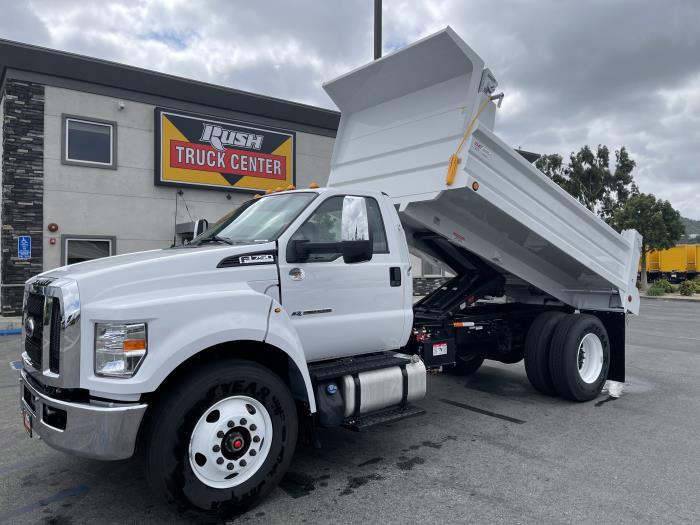 2027 Ford F-750-25