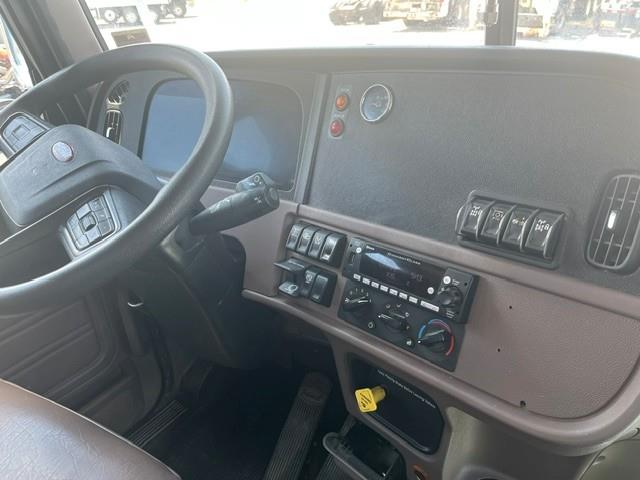 2024 Peterbilt 367-10