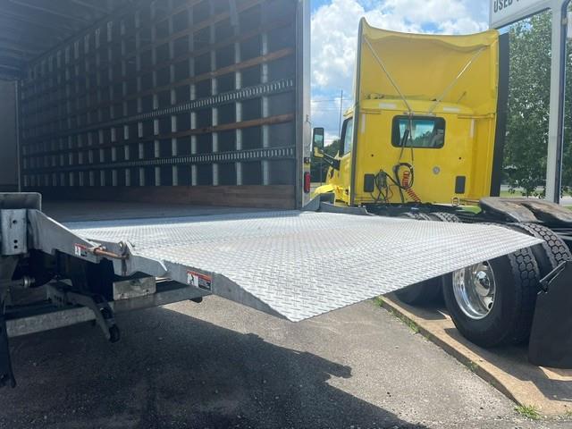 2023 Freightliner Business Class M2 106-14