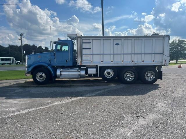 2024 Peterbilt 367-4