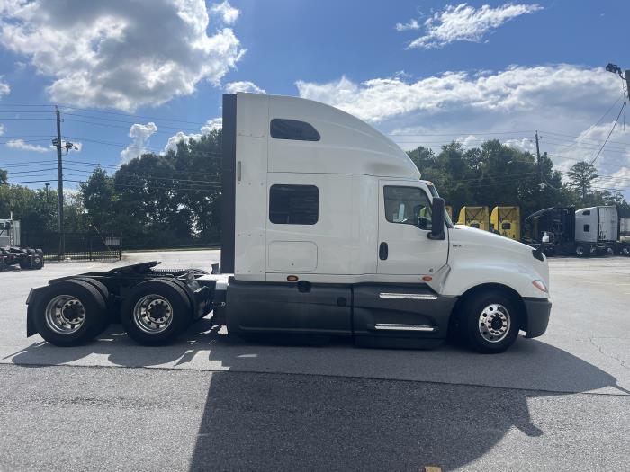 2022 International LT625-3