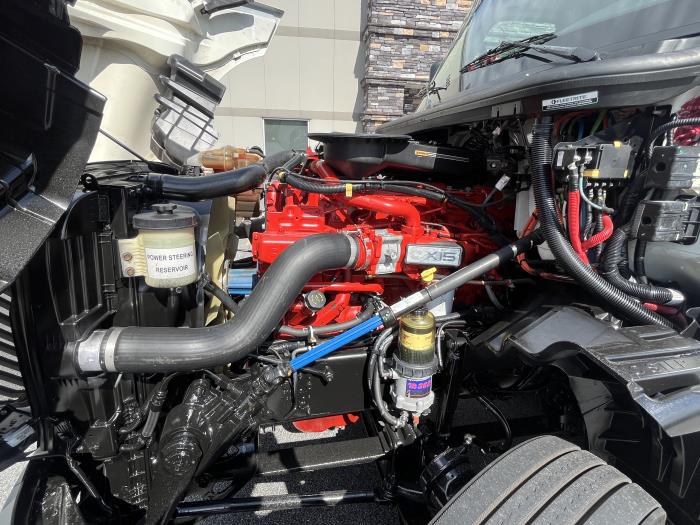 2022 International LT625-10