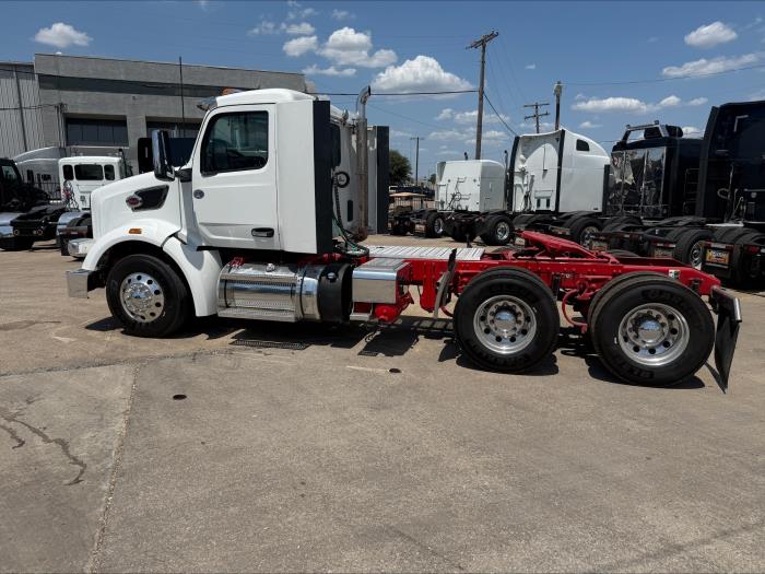 2024 Peterbilt 567-30