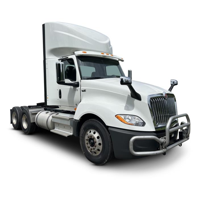 2023 International LT625-0