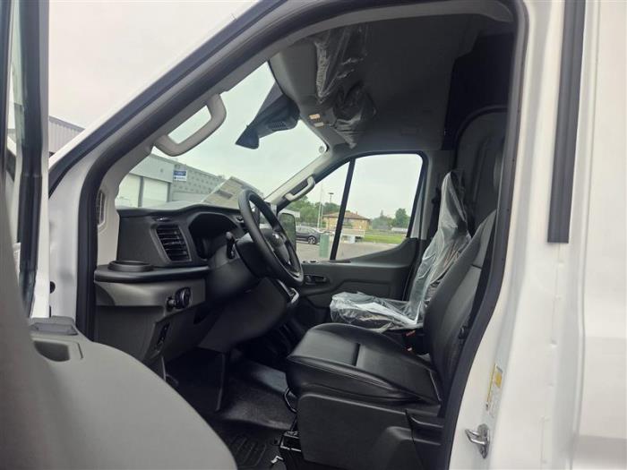 2026 Ford Transit-350-11