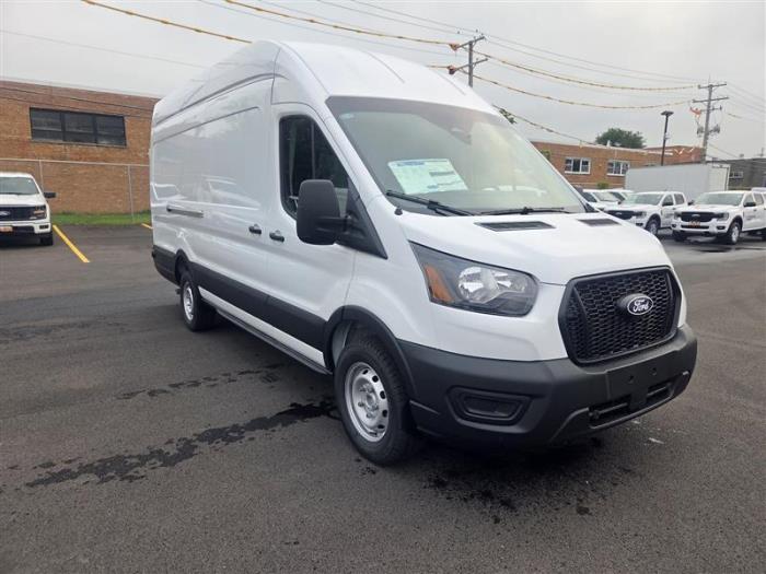 2026 Ford Transit-350-5