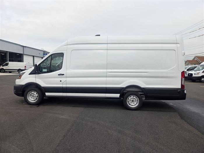 2026 Ford Transit-350-2
