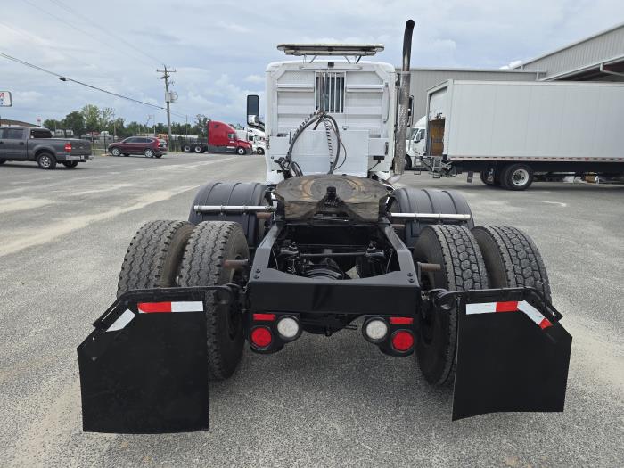 2019 Peterbilt 567-3