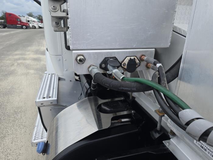 2019 Peterbilt 567-9