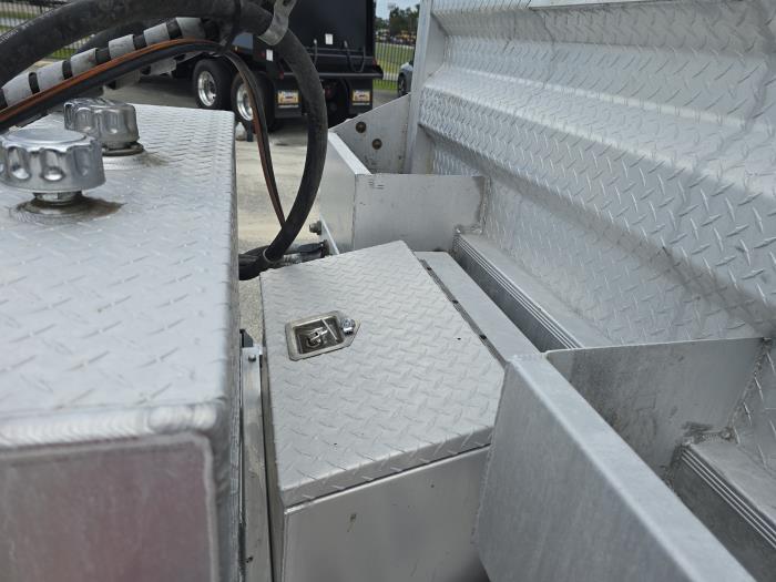 2019 Peterbilt 567-12