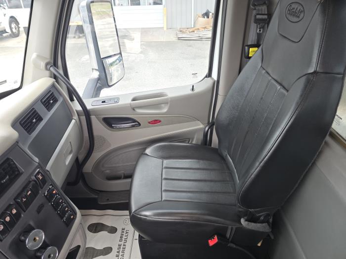 2019 Peterbilt 567-14