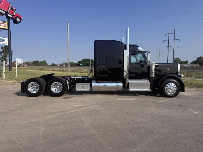 2027 Peterbilt 589-5