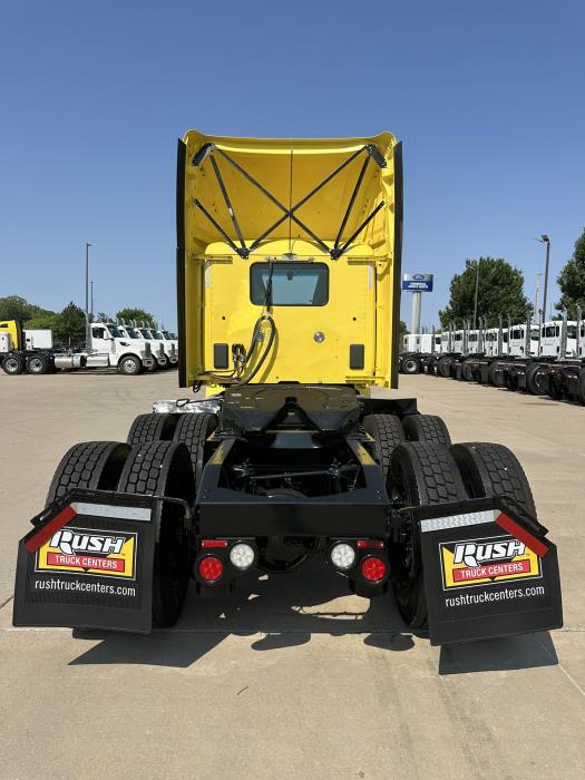 2023 Peterbilt 579-3