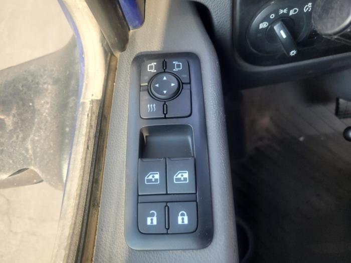 2021 International LT625-11