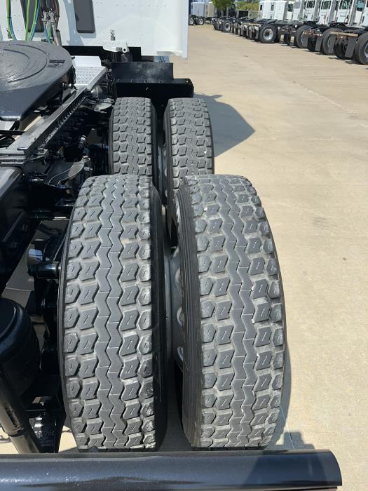 2022 Peterbilt 579-21
