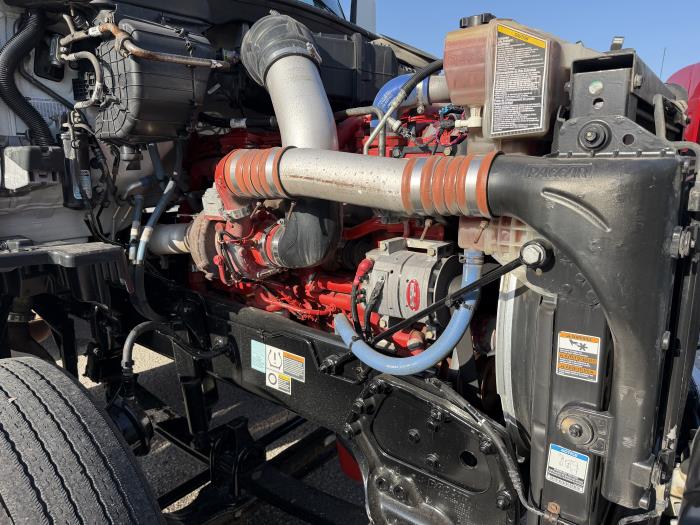 2022 Peterbilt 579-26