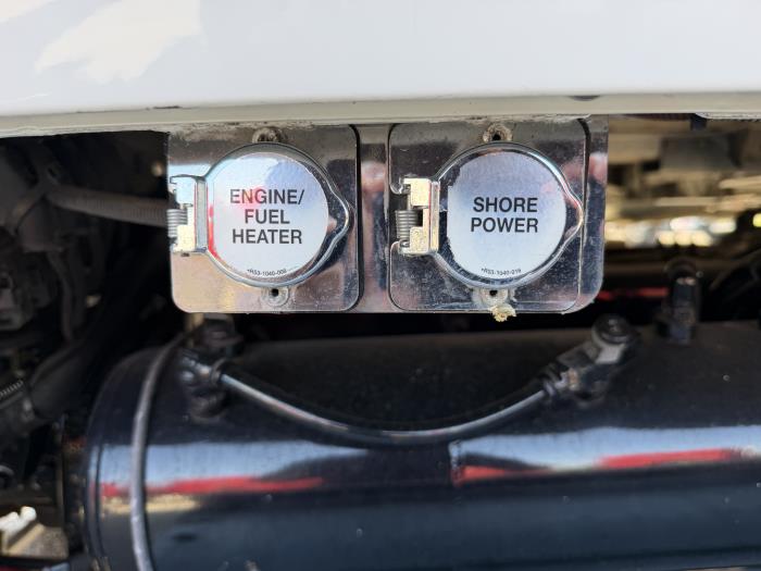 2022 Peterbilt 579-27