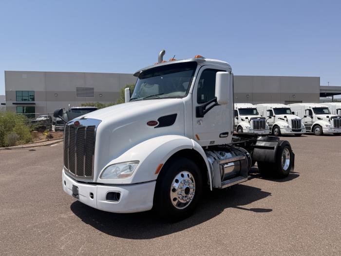 2018 Peterbilt 579-0
