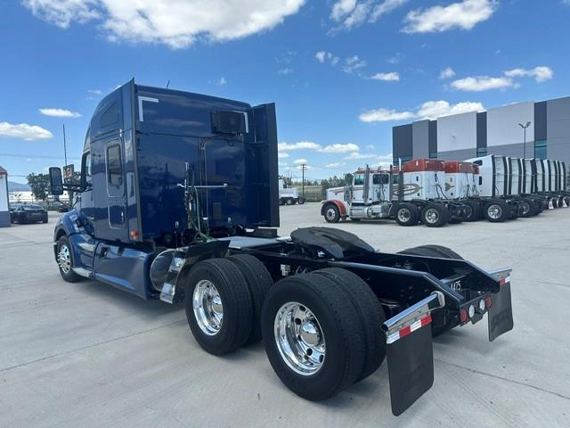 2022 Kenworth T680-1