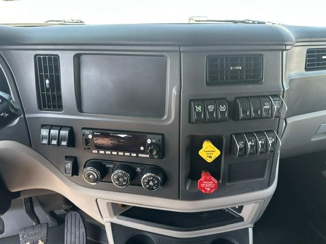 2024 Peterbilt 579-16