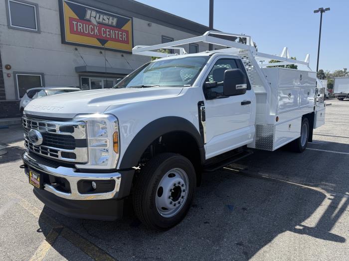 2026 Ford F-550 — photo 2
