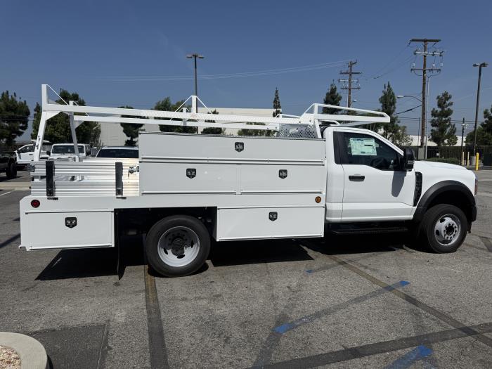 2026 Ford F-550 — photo 7