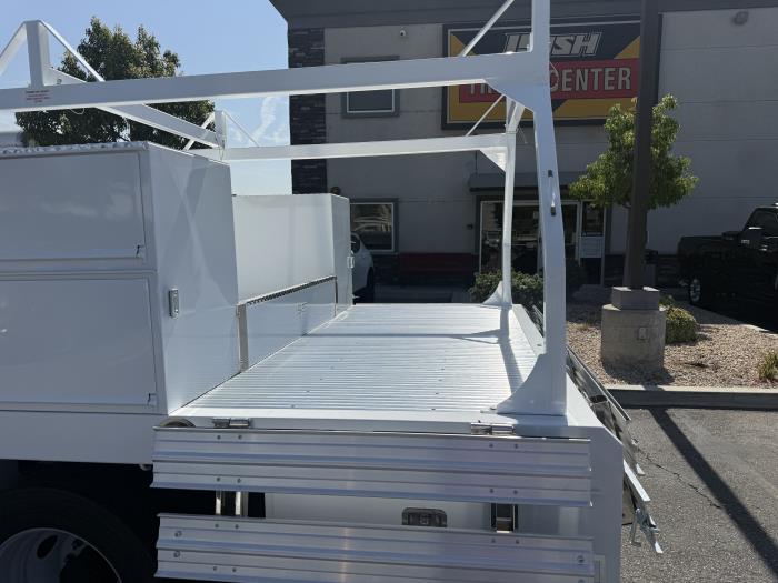2026 Ford F-550-14