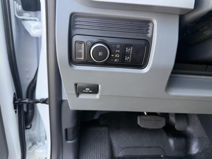2026 Ford F-550-31