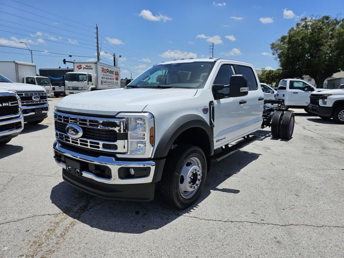 2026 Ford F-550-1
