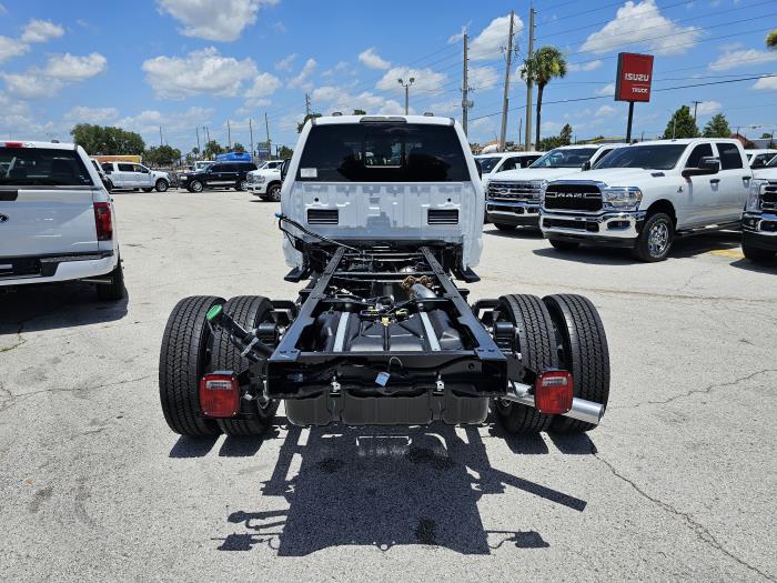 2026 Ford F-550-6