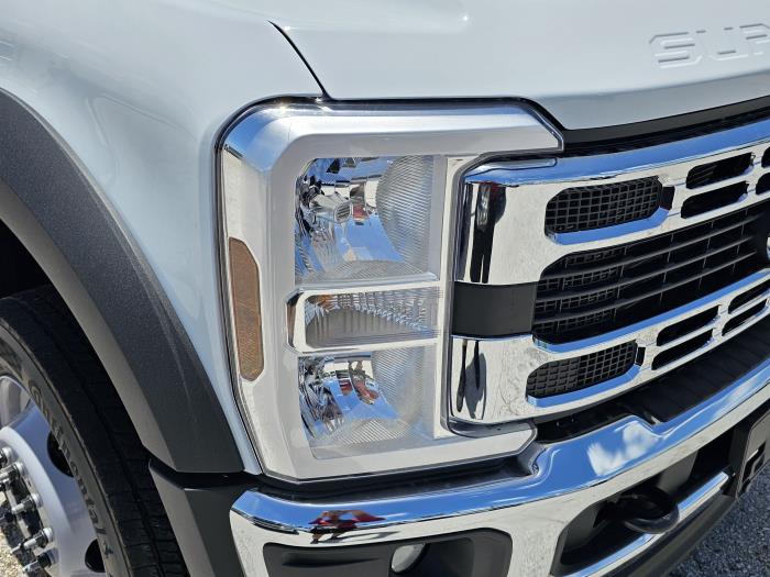 2026 Ford F-550-13