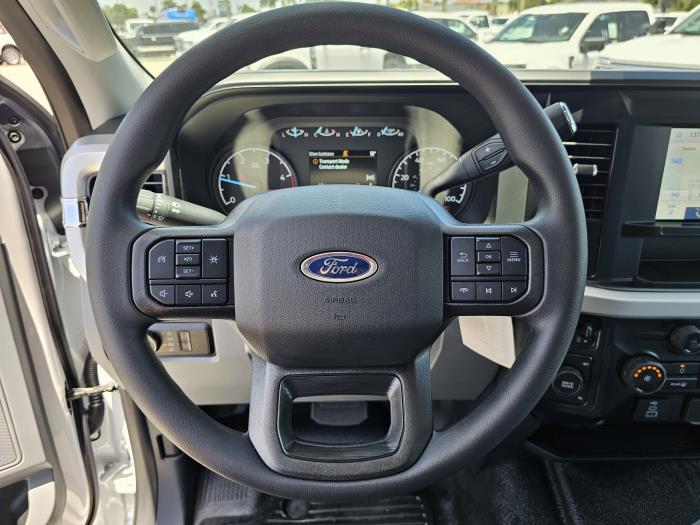 2026 Ford F-550-15