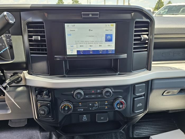 2026 Ford F-550-18