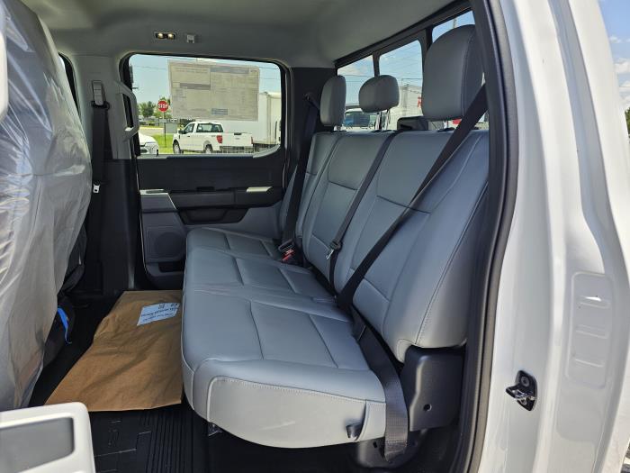 2026 Ford F-550-19