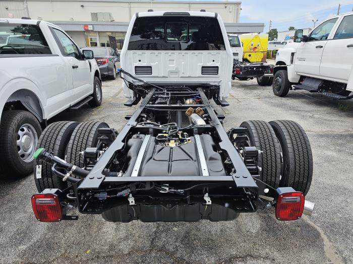 2026 Ford F-550-4