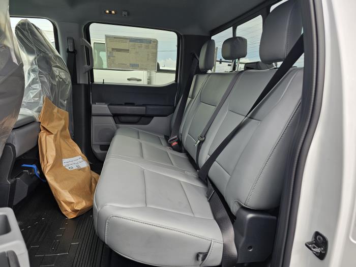 2026 Ford F-550-19