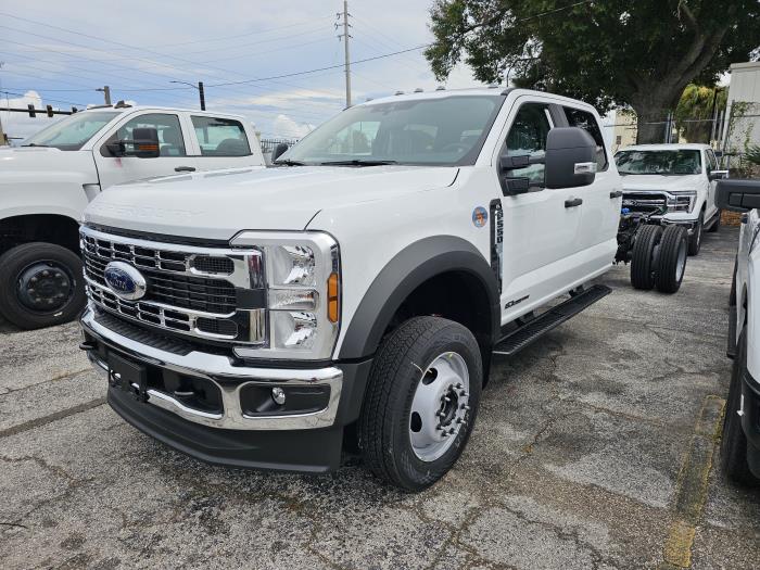 2026 Ford F-550-1