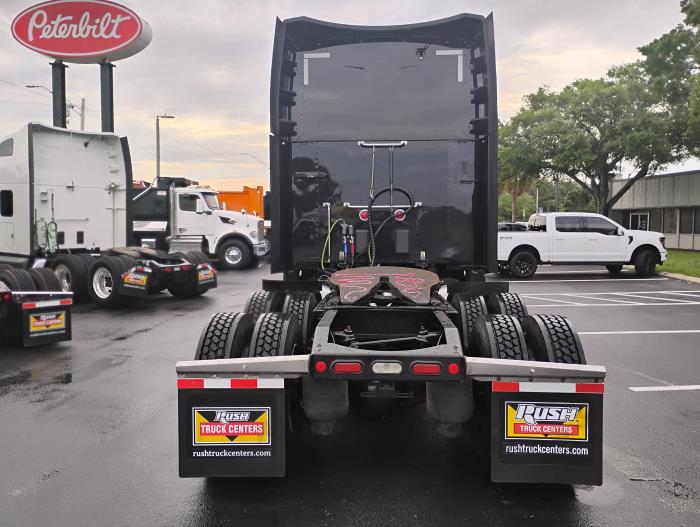 2023 Peterbilt 579-5
