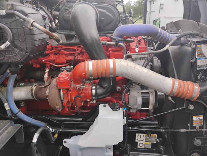 2023 Peterbilt 579-11