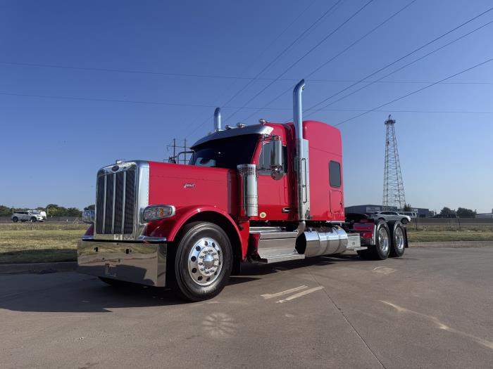 2027 Peterbilt 589-0