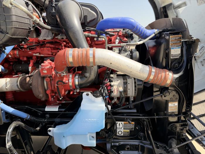 2022 Peterbilt 579-15