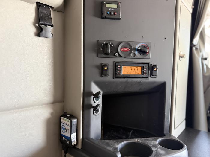 2022 Peterbilt 579-21