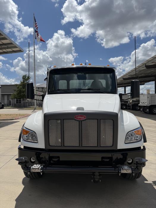 2027 Peterbilt 548-1