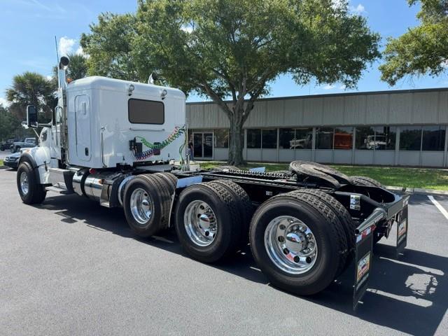2027 Peterbilt 567-3